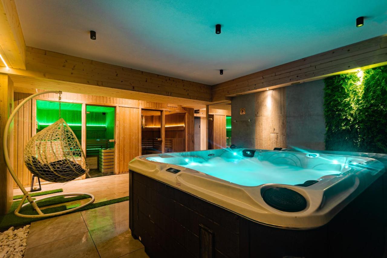 Aparthotel Diamond Spa Family Bialka Tatrzanska Bagian luar foto