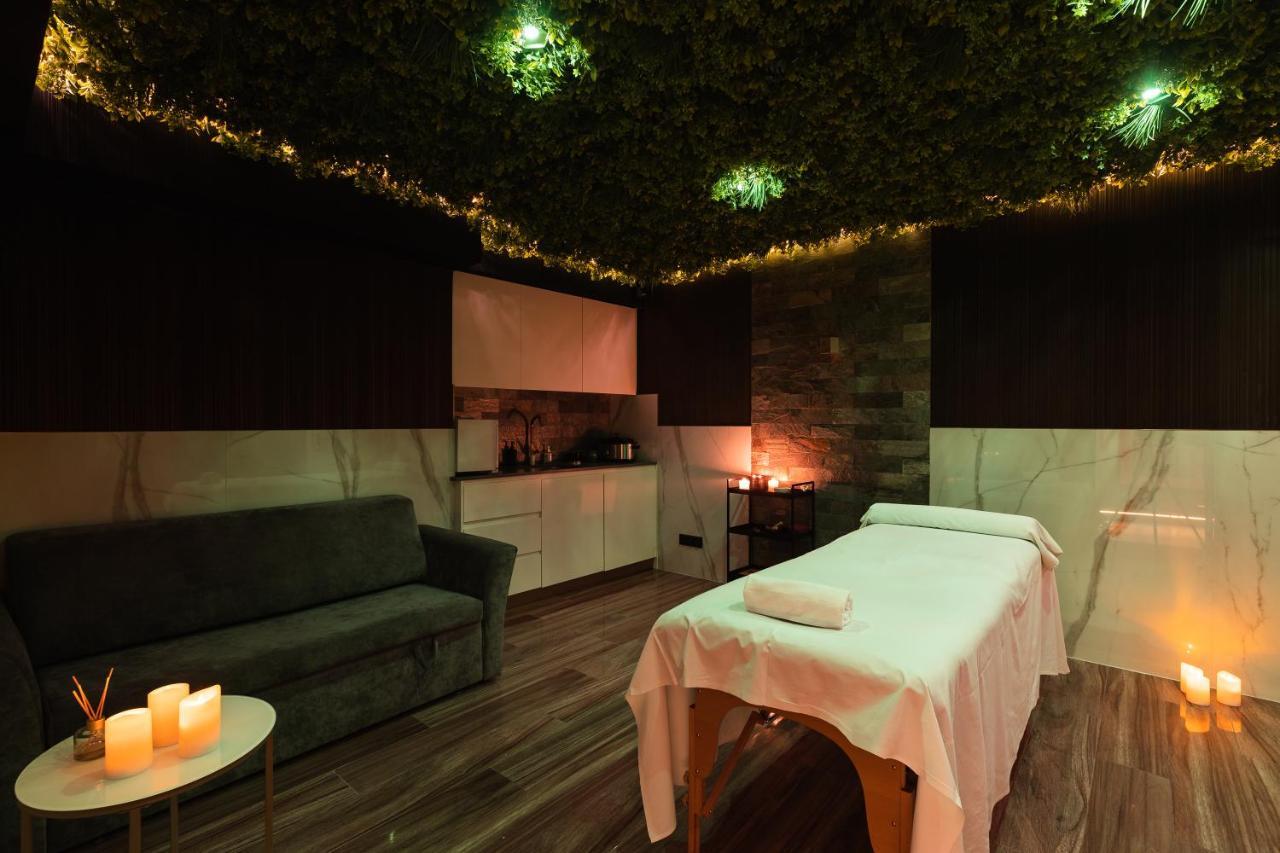 Aparthotel Diamond Spa Family Bialka Tatrzanska Bagian luar foto