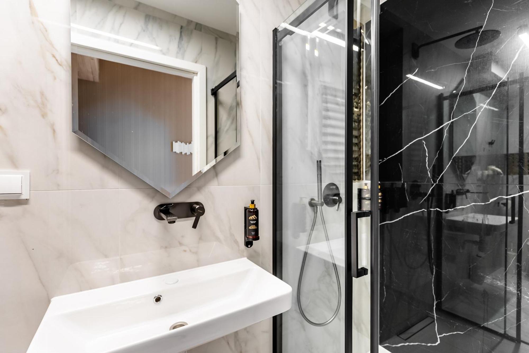 Aparthotel Diamond Spa Family Bialka Tatrzanska Bagian luar foto
