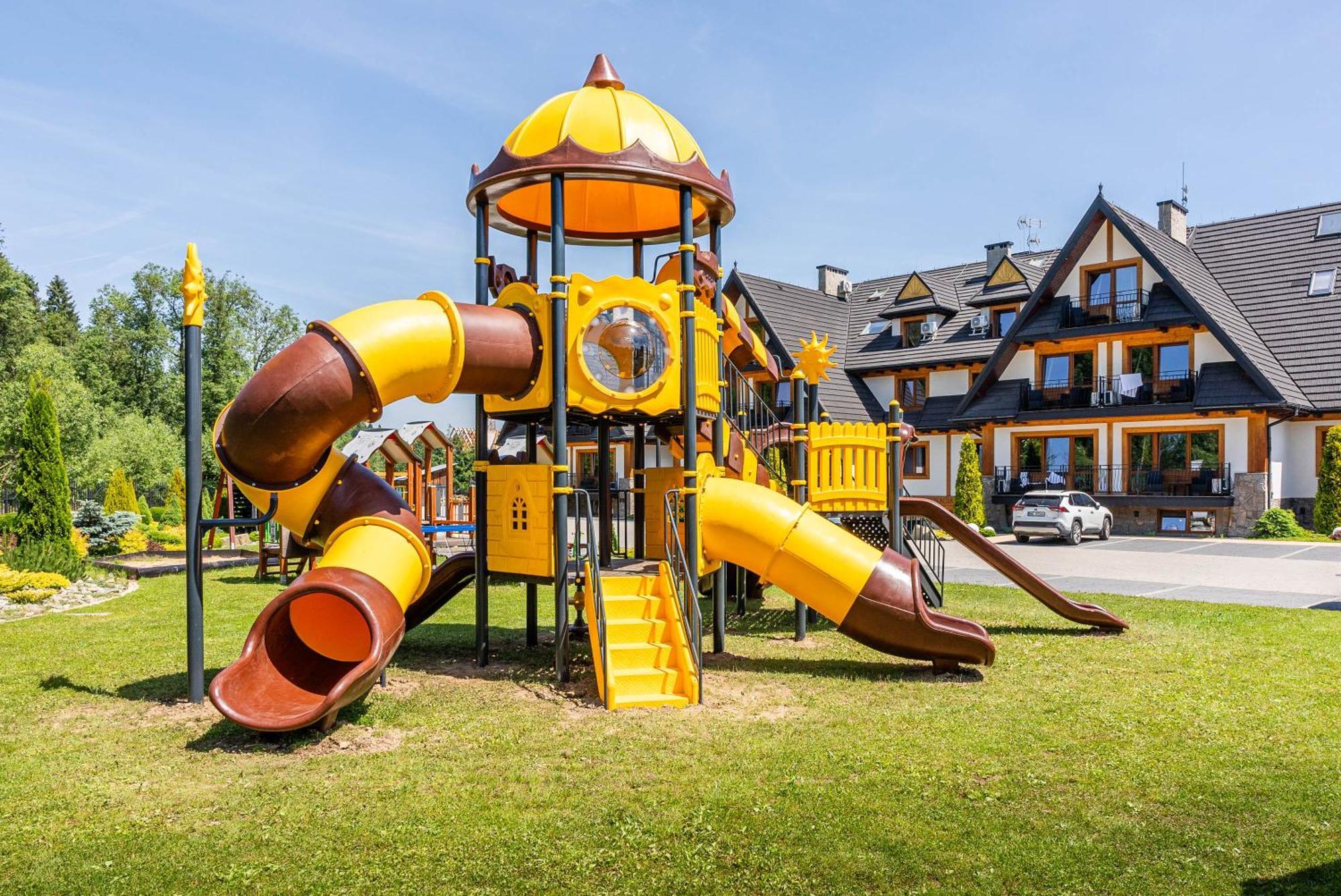 Aparthotel Diamond Spa Family Bialka Tatrzanska Bagian luar foto