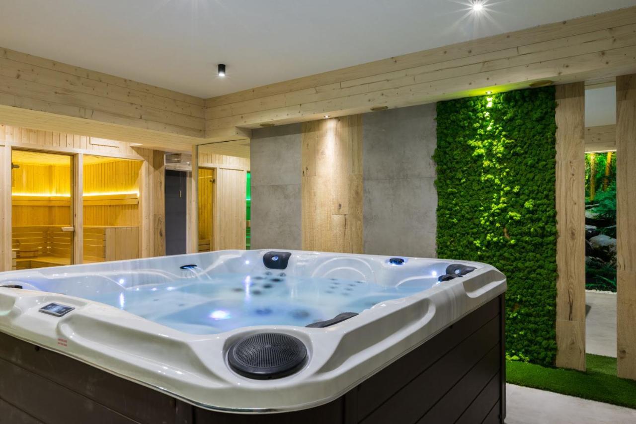 Aparthotel Diamond Spa Family Bialka Tatrzanska Bagian luar foto